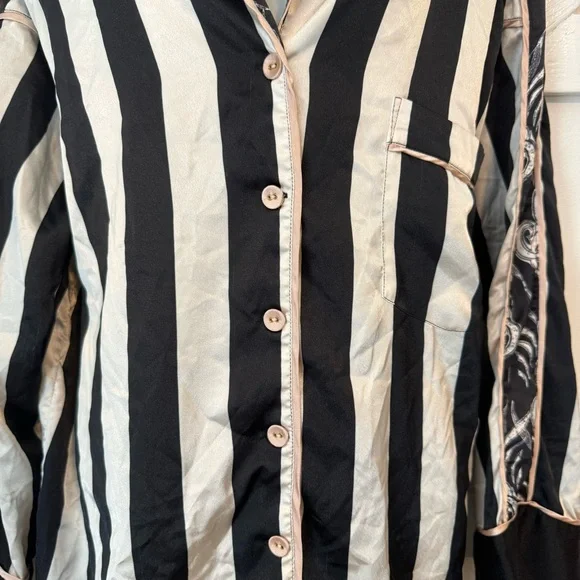 We Are Hah HAHT Striped Printed Button Down Satin Long Sleeve Pajama Shirt Sz XL - Picture 5 of 12